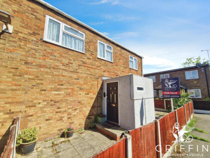 Rokescroft, Pitsea, SS13