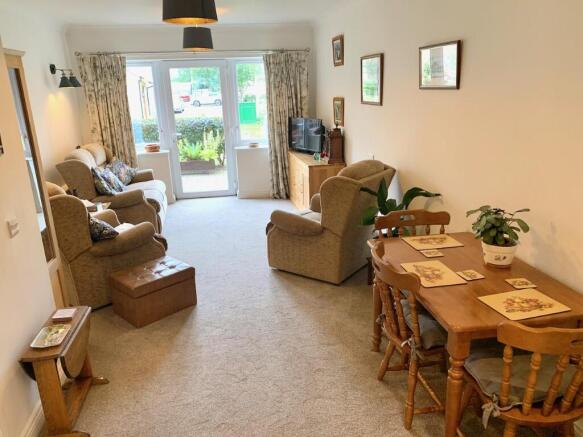1 bed Retirement Property for sale Image 7