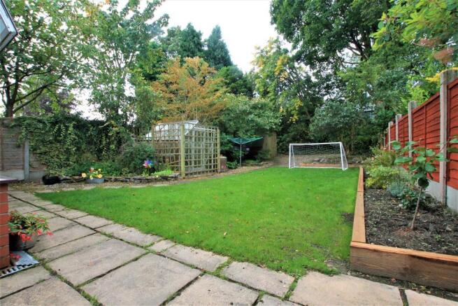55 Rydal Road garden 1.JPG