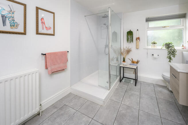 GF Shower Room-2