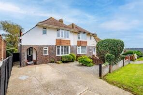 14, Third Avenue, Newhaven BN9 9JA