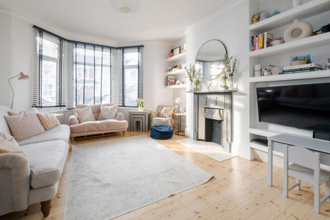 Maidstone Road, London, N11 photo 4