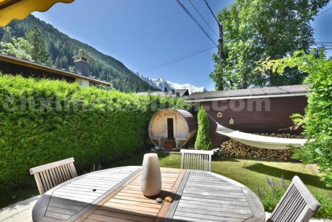 Un jolie jardin privatif