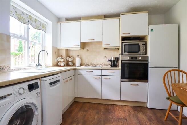 Sun Lane, Harpenden, AL5 photo 2