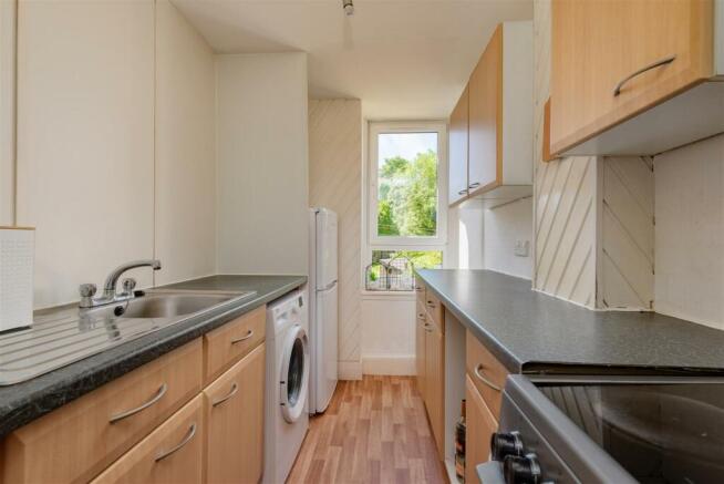 1R 60 Abbotsford Street Dundee-6.jpg