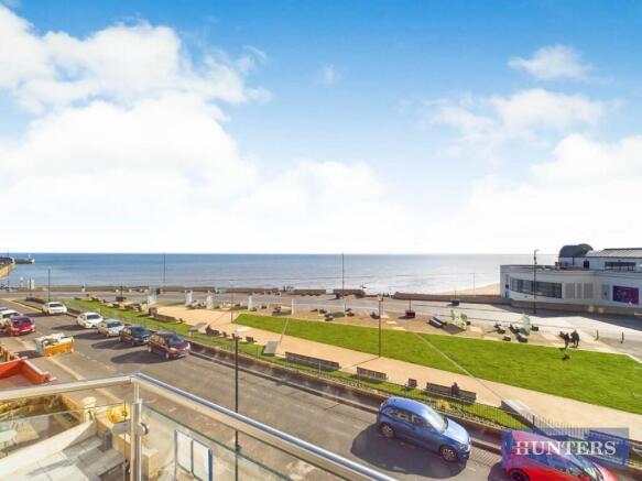 2 bed Apartment for sale Image 8