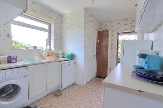 4 bed Detached for sale Image 10