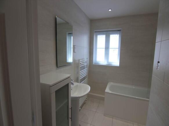 lockside 72 bathroom
