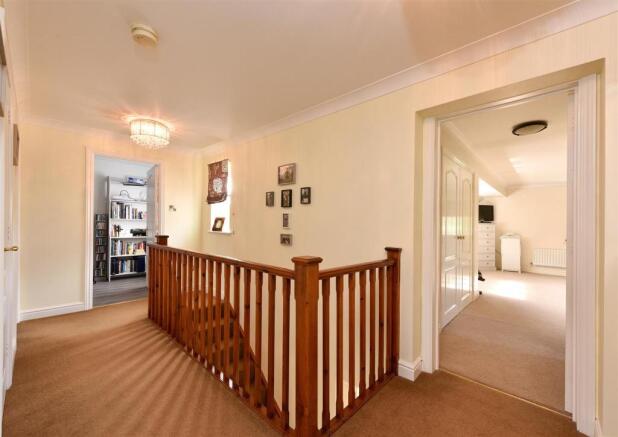 22 Kinver Drive_040.jpg