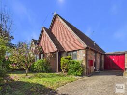 1, Lodge Cottages, Town Cross Avenue, Bognor Regis PO21 2DN