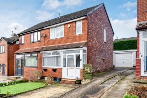 Lime Grove, Royton, OL2