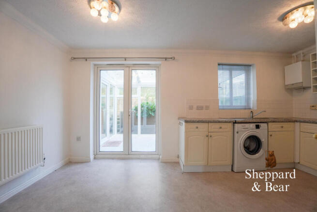Kitchen/dining