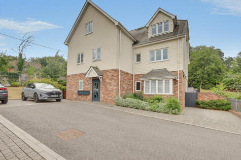 Catherine Road, Benfleet, SS7