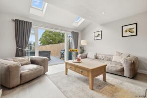 5, Blessen Meadow, Dunmow CM6 3XQ