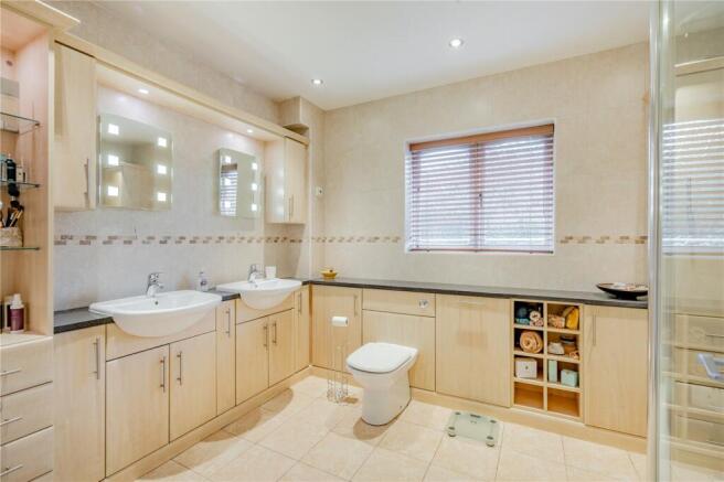 Principal Ensuite
