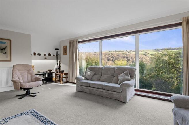 Bunker Hill, Hill Park Mount, Kebroyd Lane, Ripponden, HX6 3JD photo 4