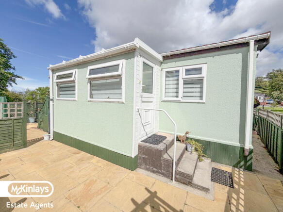 1 Bedroom Park Home for Sale