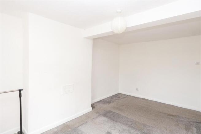 2 bed Terraced for sale Image 11