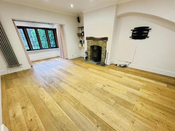 d8c86145--49C9-98ED-0200430C14E8-56735-00000835403