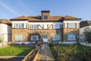 7a, St Clare Court, Foxgrove Avenue, Beckenham BR3 5BG