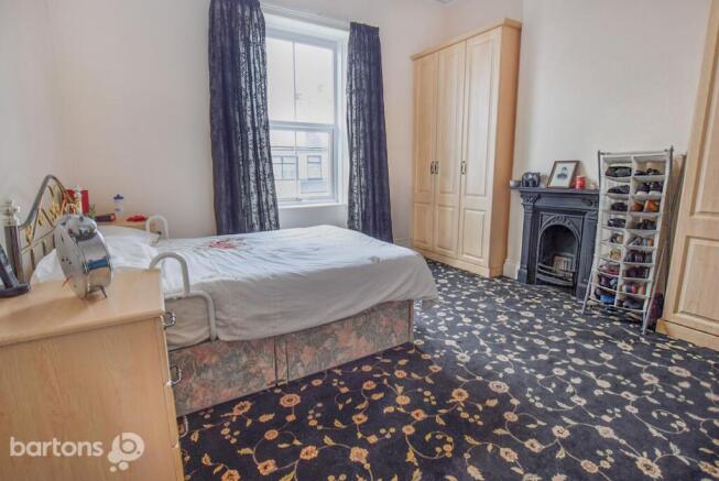 3 bed House for sale Image 8
