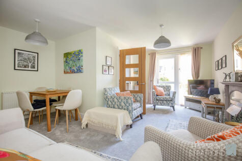 Queens Road, Attleborough