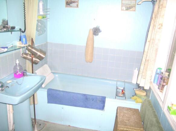 En-Suite Bathroom