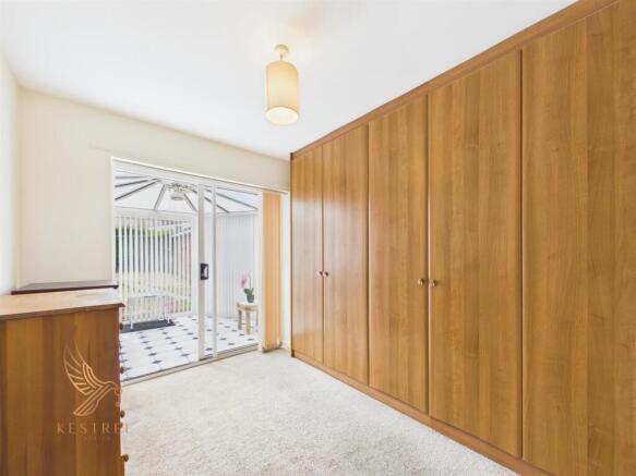 2 bed Detached Bungalow for sale Image 12