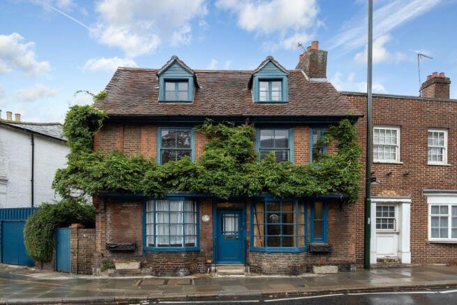 Ferry House, Thames Street, Hampton