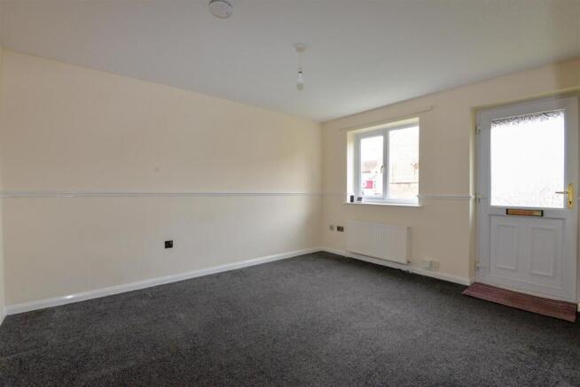 Living Room 3.jpg