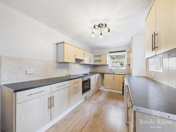 3 bed Terraced to rent Image 7