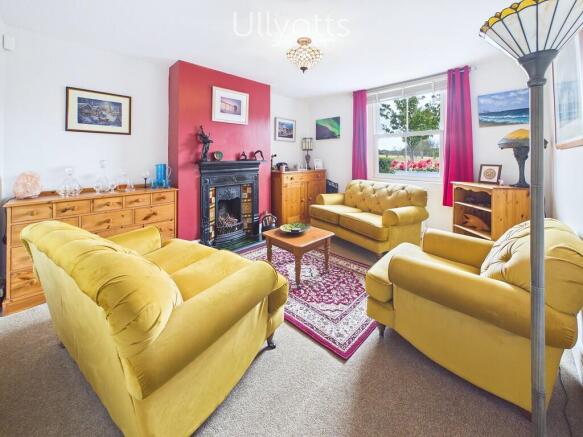 4 bed Detached for sale Image 7