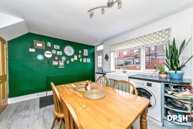 3 bed Terraced for sale Image 4