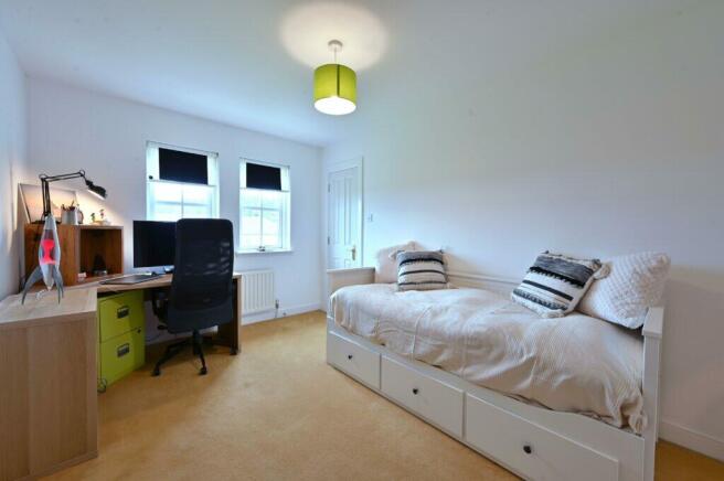 Photo 10