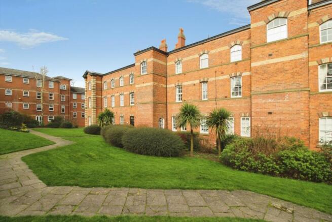 1 bed Apartment for sale Image 6