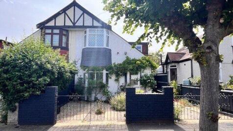 Woodville Gardens, Ilford, IG6