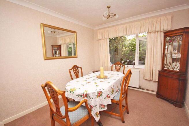 Dining room or...