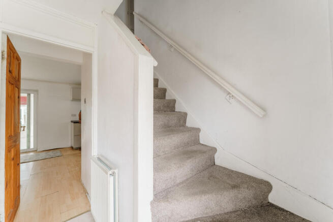 3 bed Semi-Detached for sale Image 7