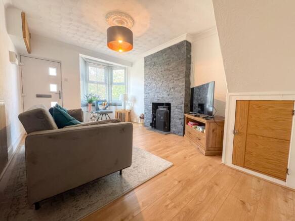 High Street EweMove Marske-1