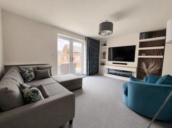 3 bed Semi-Detached for sale Image 10