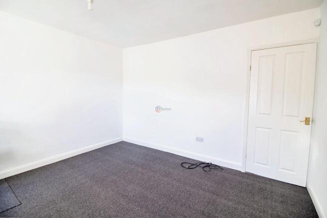 2 bed Semi-Detached to rent Image 5