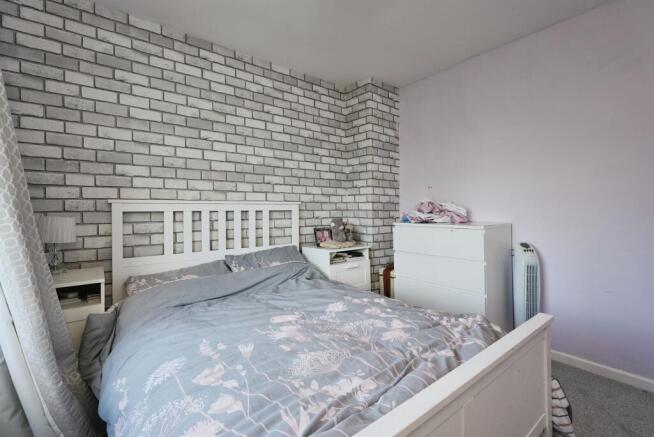 3 bed Semi-Detached for sale Image 8