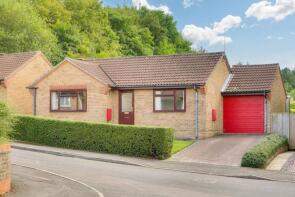 2, Shropshire Close, Ramleaze, Swindon SN5 5SU