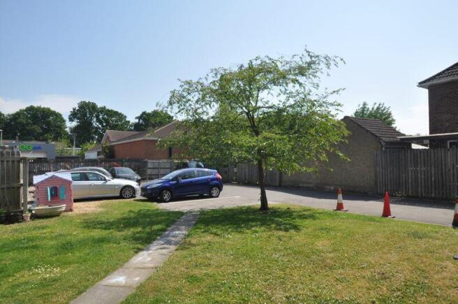 Garden/Parking