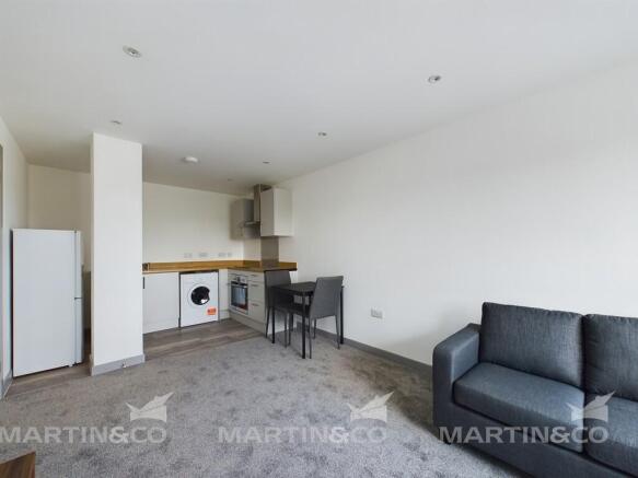 CAM02406G0-PR0235...