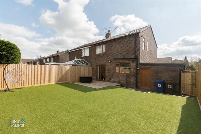 Langholme Close