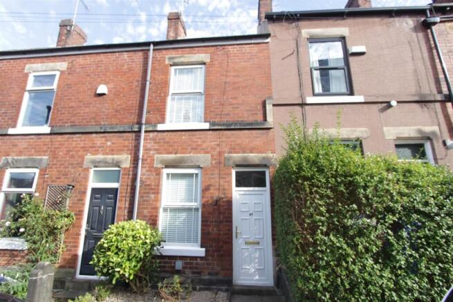 2 bed Terraced to rent Image 8