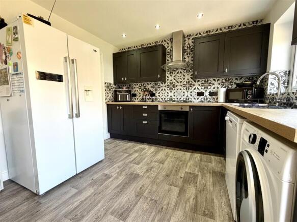 3 bed Detached for sale Image 5