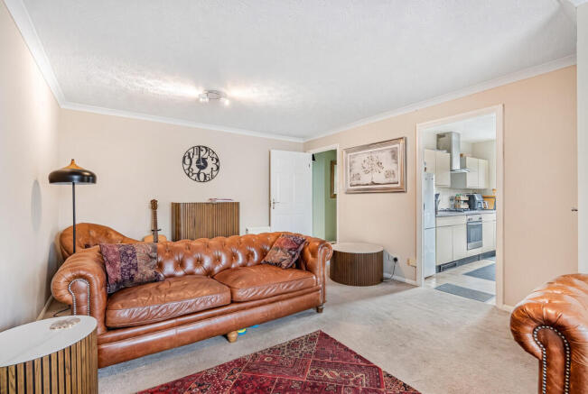 Living room (2)