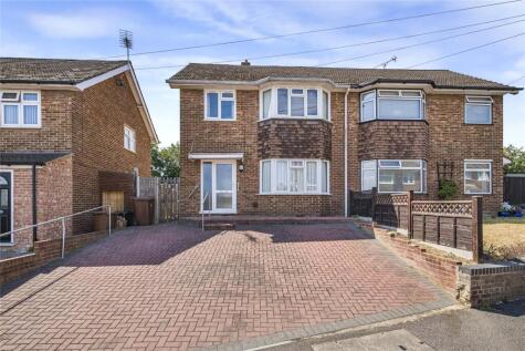 Benenden Road, Wainscott, Rochester, Kent, ME2